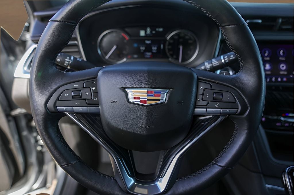 2025 Cadillac XT6 Premium Luxury