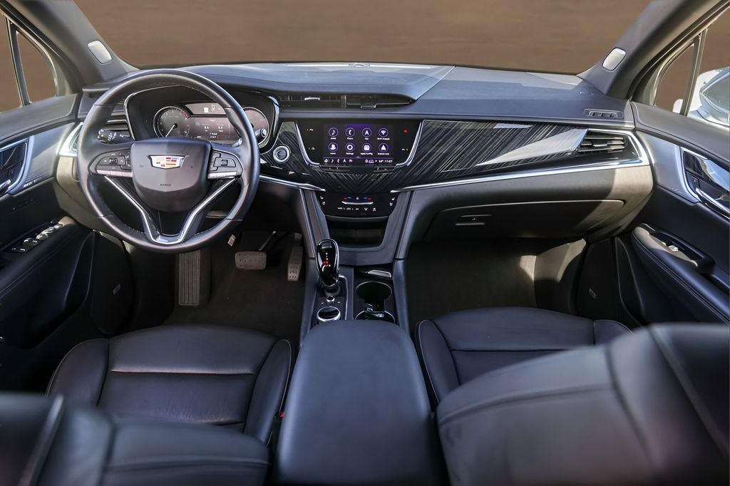 2025 Cadillac XT6 Premium Luxury