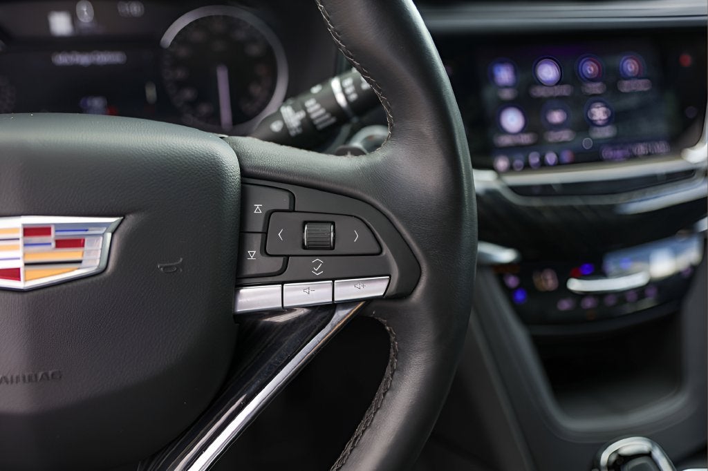 2025 Cadillac XT6 Premium Luxury