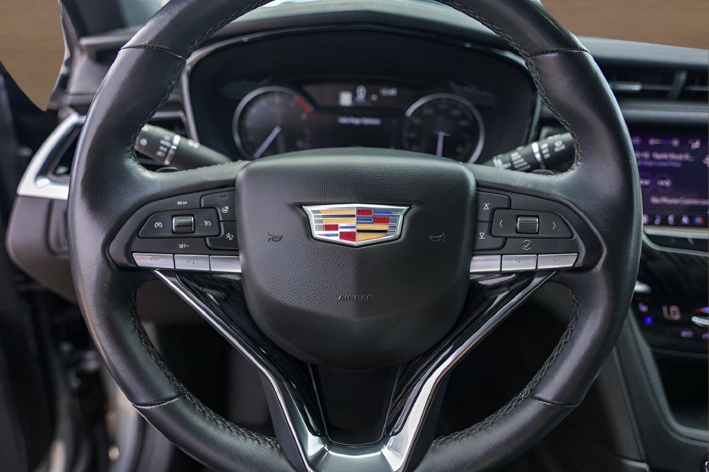 2025 Cadillac XT6 Premium Luxury