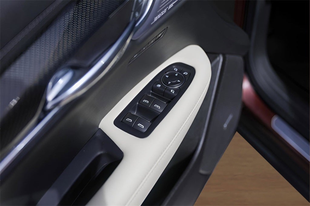 2023 Cadillac XT6 Sport