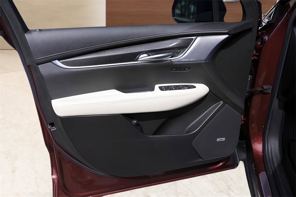 2023 Cadillac XT6 Sport