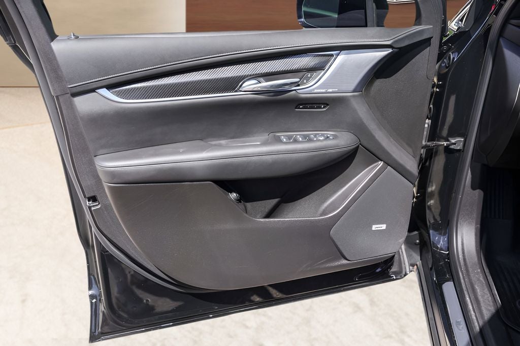 2023 Cadillac XT6 Sport