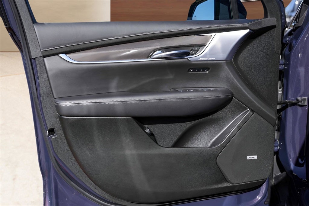 2025 Cadillac XT6 Sport