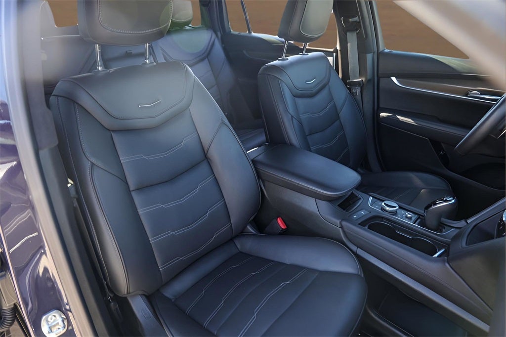 2025 Cadillac XT6 Sport