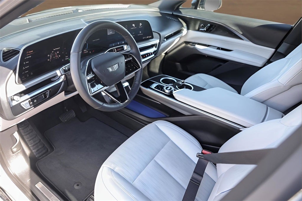 2024 Cadillac LYRIQ Luxury