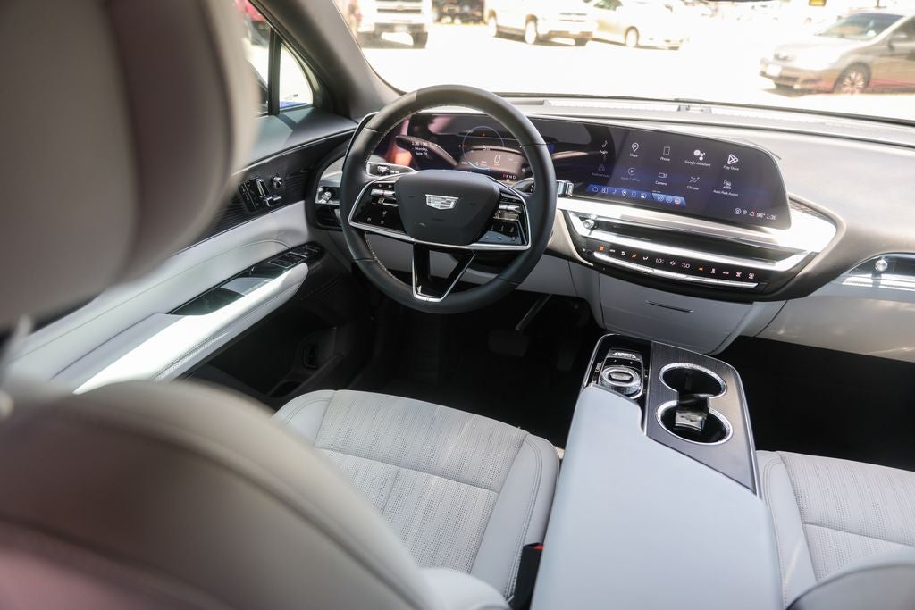 2024 Cadillac LYRIQ Luxury