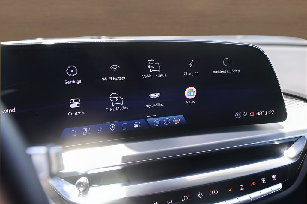 2024 Cadillac LYRIQ Luxury