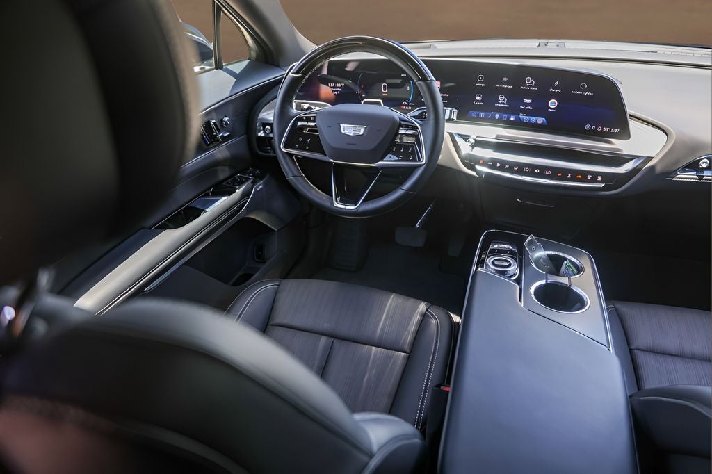 2024 Cadillac LYRIQ Luxury
