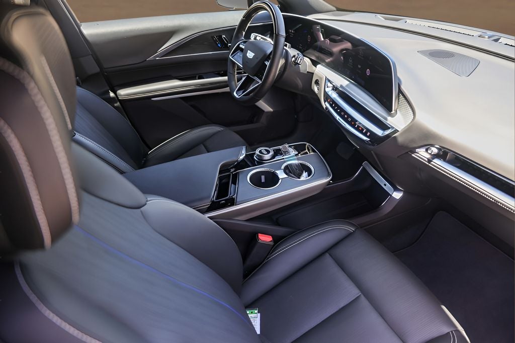 2024 Cadillac LYRIQ Luxury
