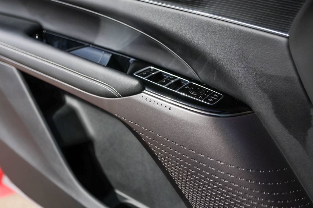 2024 Cadillac LYRIQ Sport