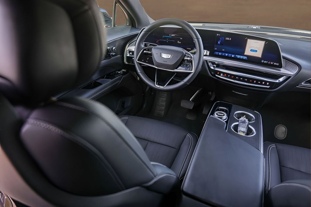 2024 Cadillac LYRIQ Sport