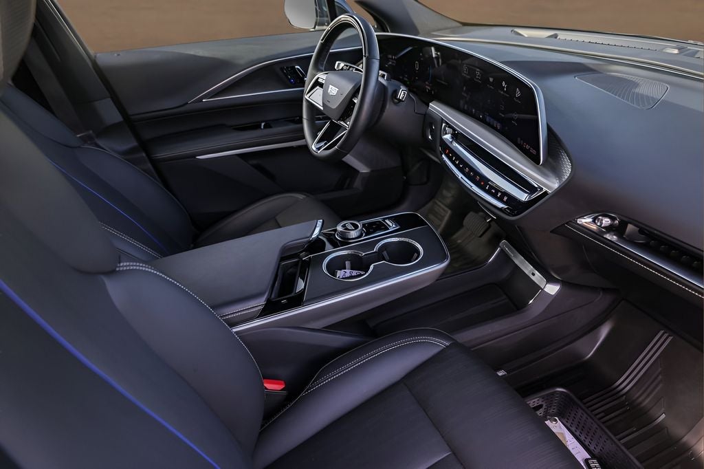 2025 Cadillac LYRIQ Luxury