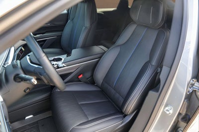 2025 Cadillac LYRIQ Luxury