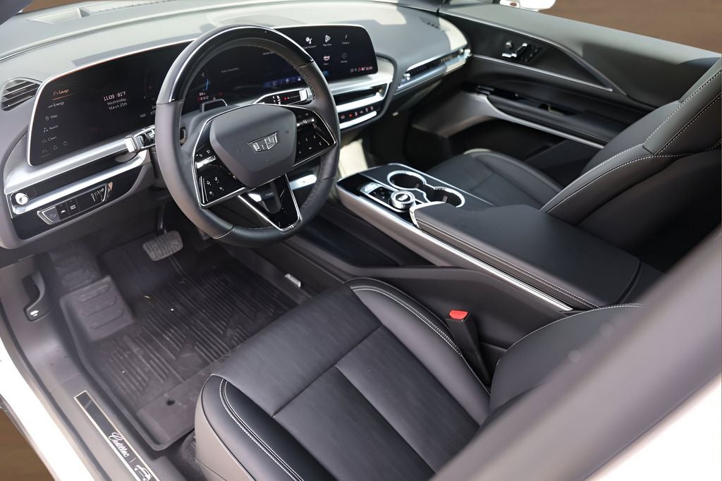 2025 Cadillac LYRIQ Luxury