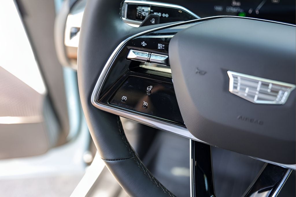 2024 Cadillac LYRIQ Sport