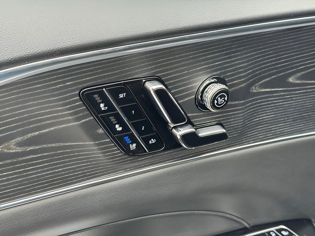 2025 Cadillac LYRIQ Luxury