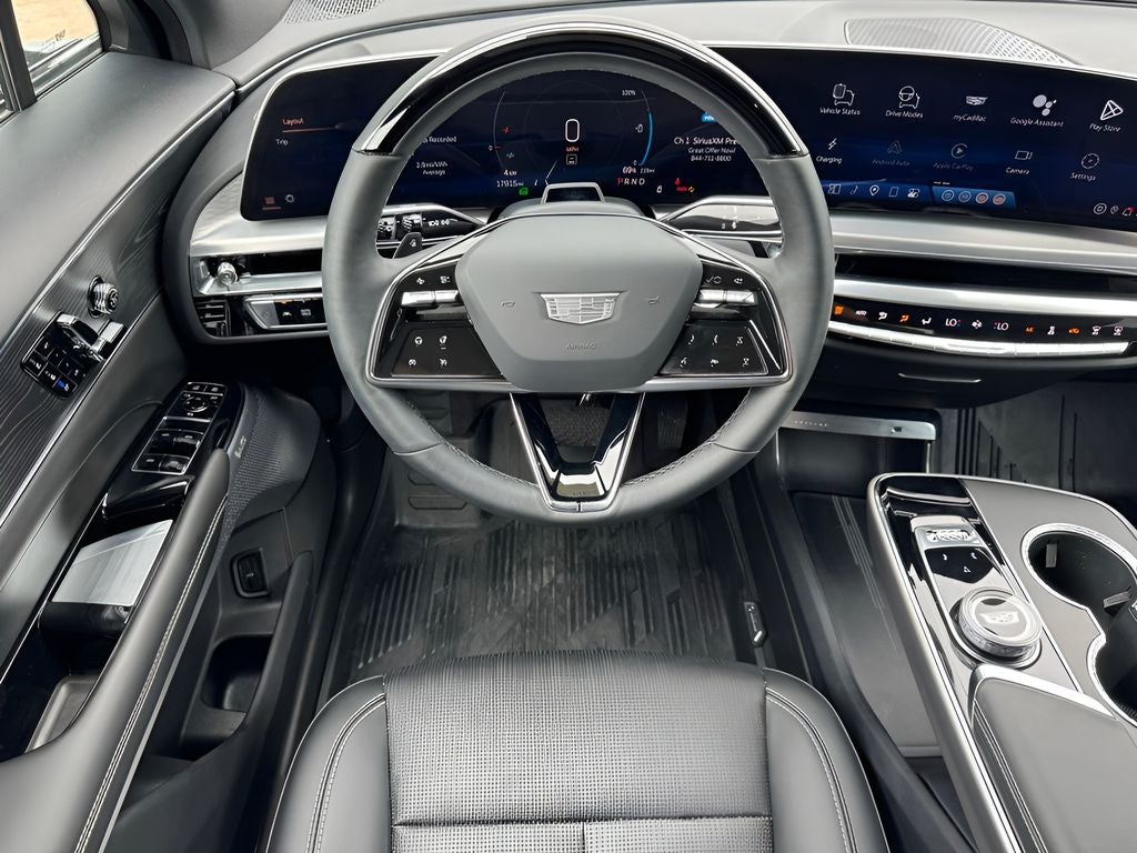 2025 Cadillac LYRIQ Luxury