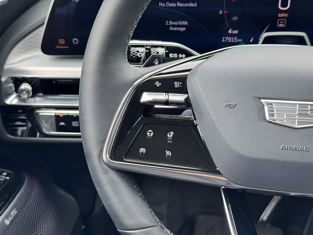 2025 Cadillac LYRIQ Luxury
