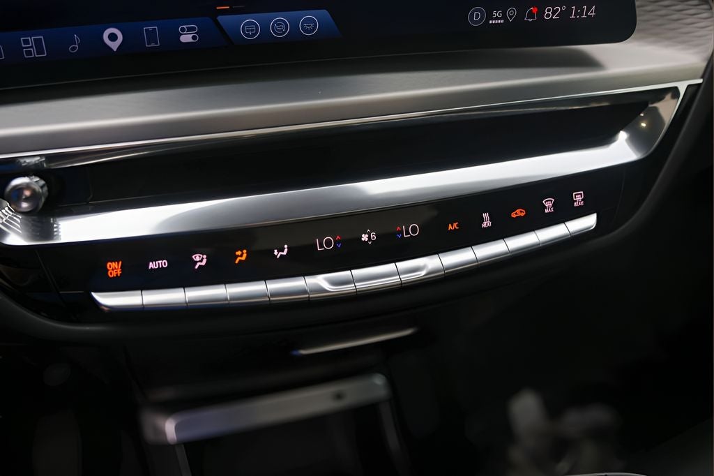 2024 Cadillac LYRIQ Sport