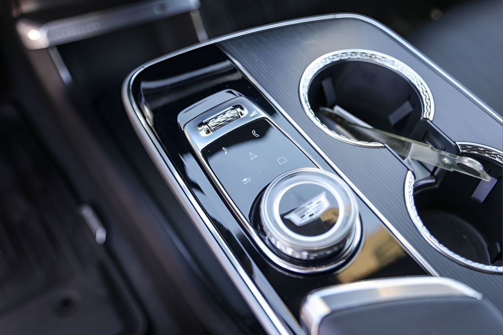 2024 Cadillac LYRIQ Sport
