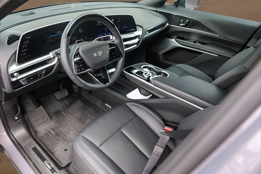 2025 Cadillac LYRIQ Luxury