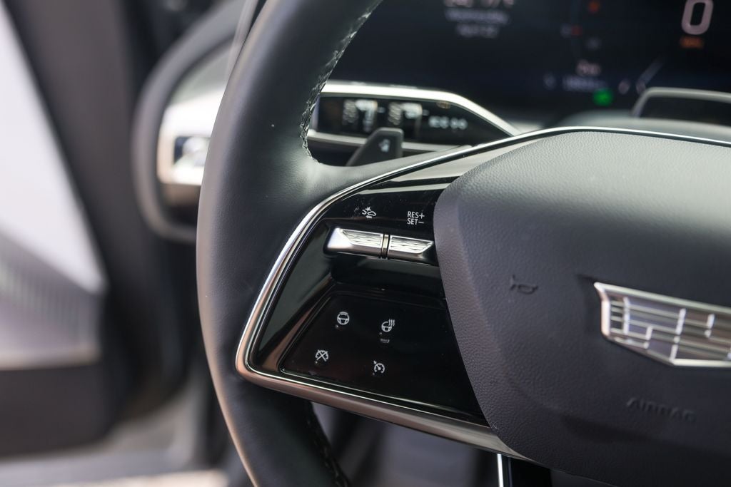 2025 Cadillac LYRIQ Sport