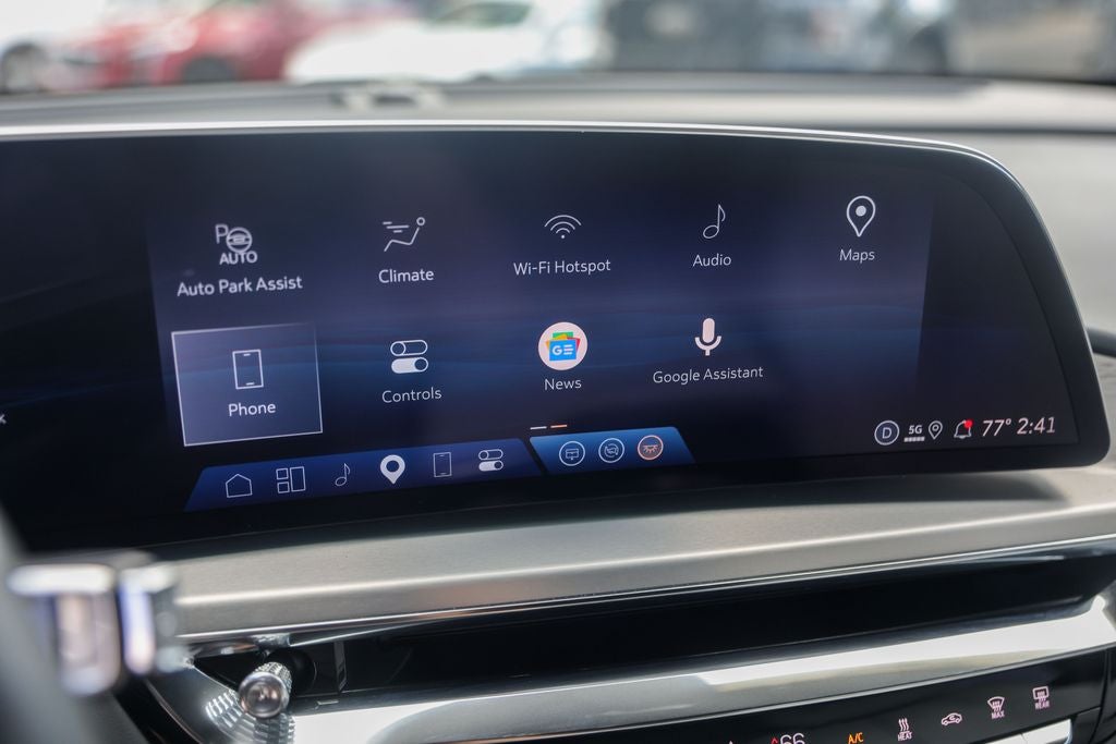 2025 Cadillac LYRIQ Sport