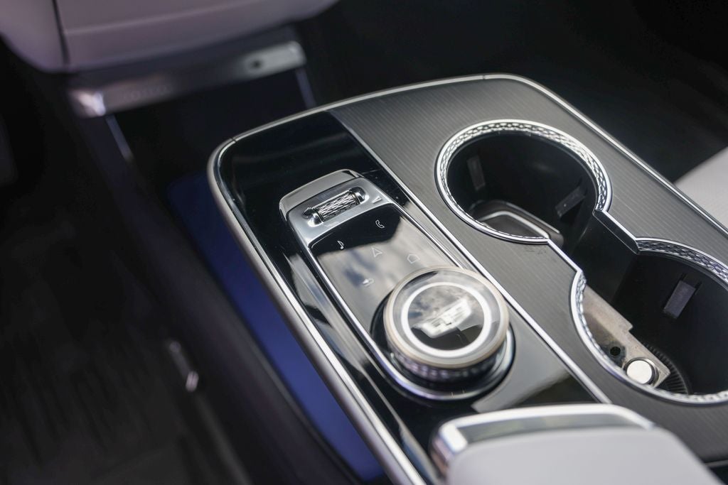 2025 Cadillac LYRIQ Sport