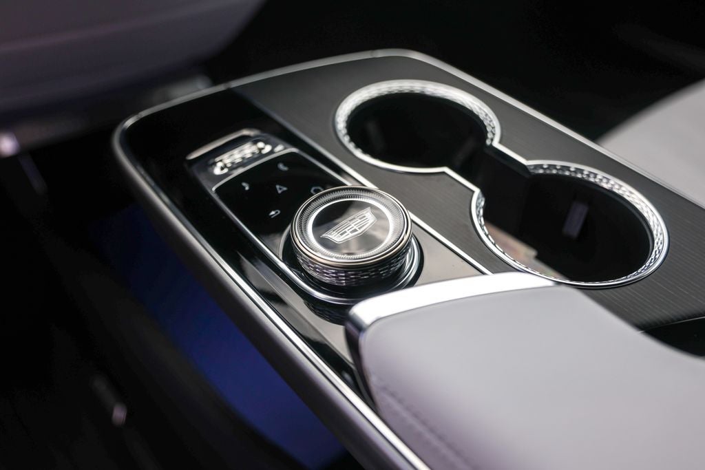 2025 Cadillac LYRIQ Sport