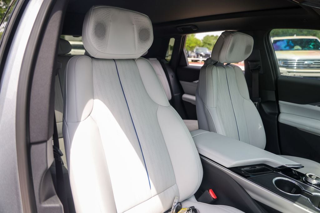 2025 Cadillac LYRIQ Sport