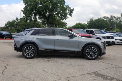 2025 Cadillac LYRIQ Sport