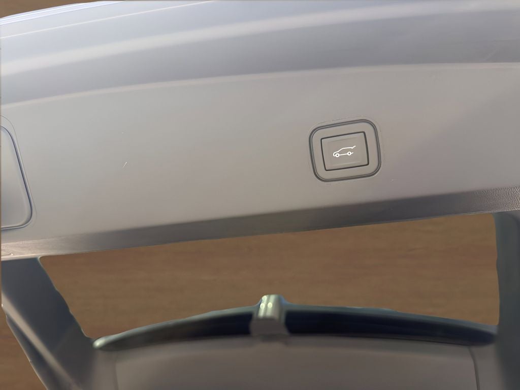 2025 Cadillac LYRIQ Sport