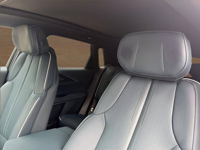 2025 Cadillac LYRIQ Sport