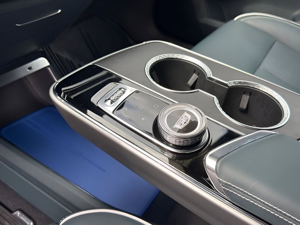 2025 Cadillac LYRIQ Sport