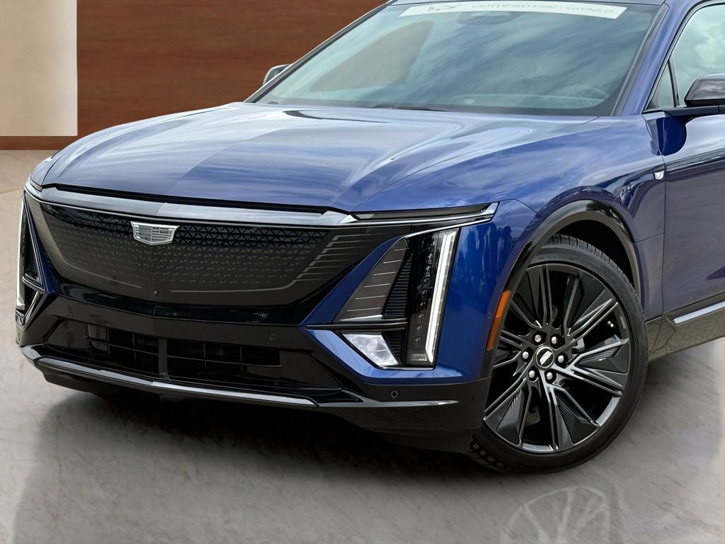 2025 Cadillac LYRIQ Sport
