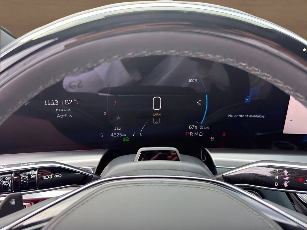 2025 Cadillac LYRIQ Sport