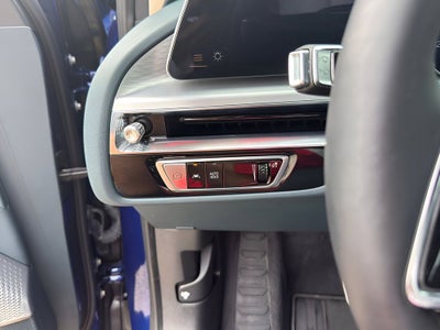 2025 Cadillac LYRIQ Sport