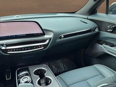 2025 Cadillac LYRIQ Sport