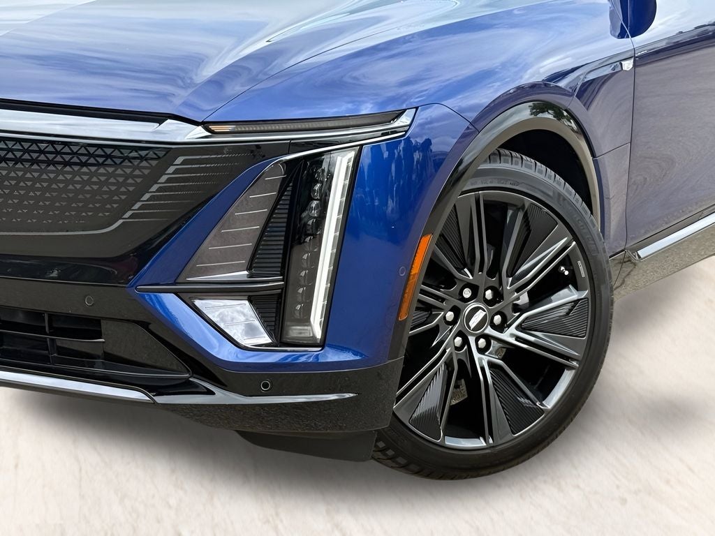 2025 Cadillac LYRIQ Sport