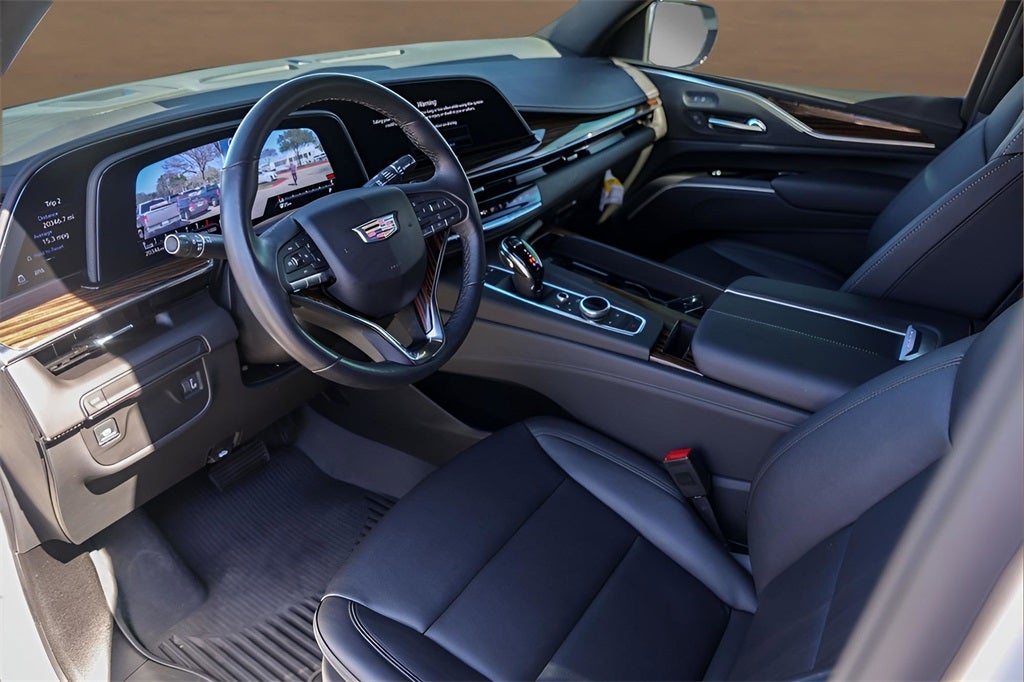 2024 Cadillac Escalade Luxury