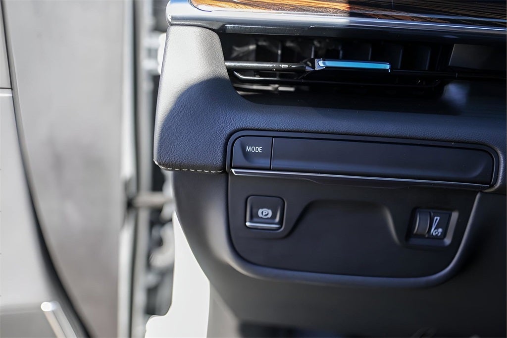 2024 Cadillac Escalade Luxury