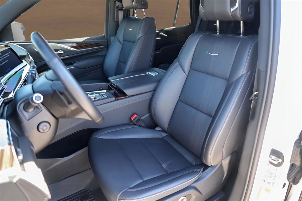 2024 Cadillac Escalade Luxury