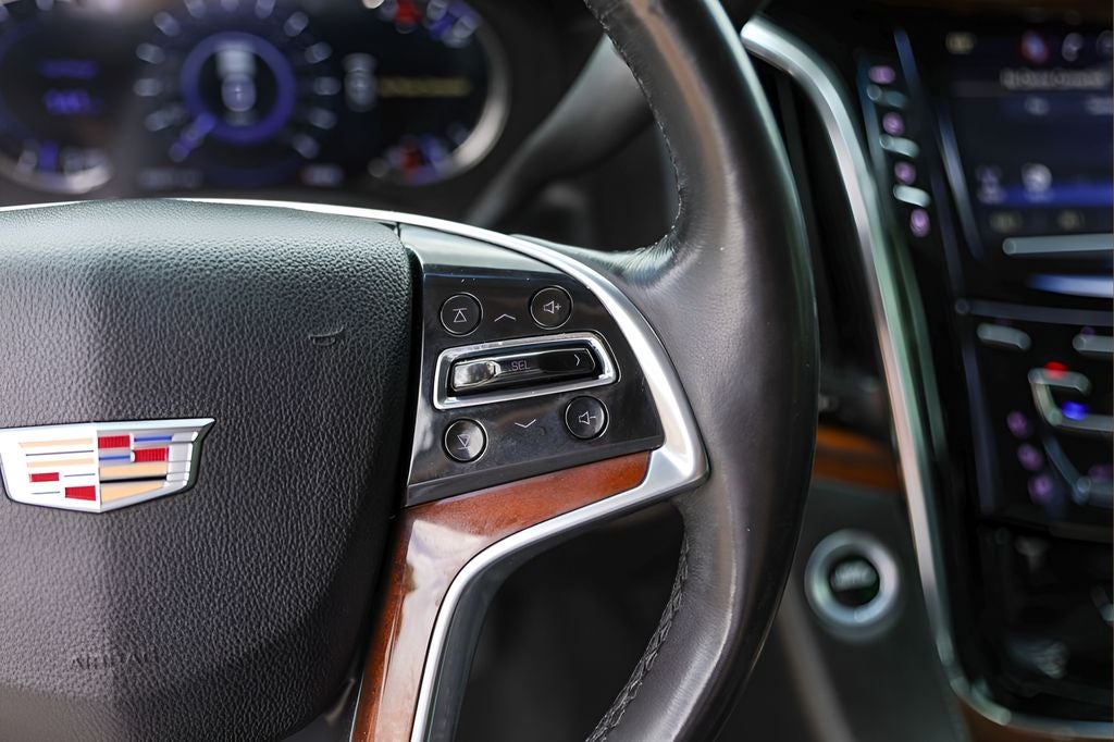 2018 Cadillac Escalade Luxury