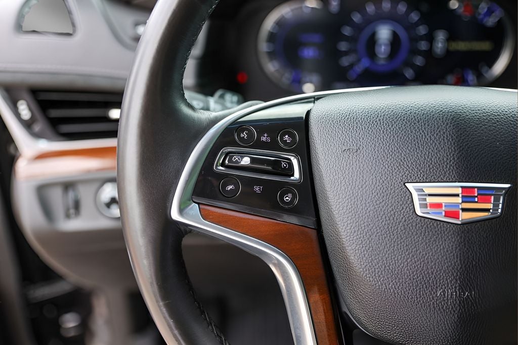 2018 Cadillac Escalade Luxury