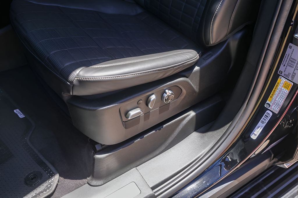 2023 Cadillac Escalade Premium Luxury Platinum