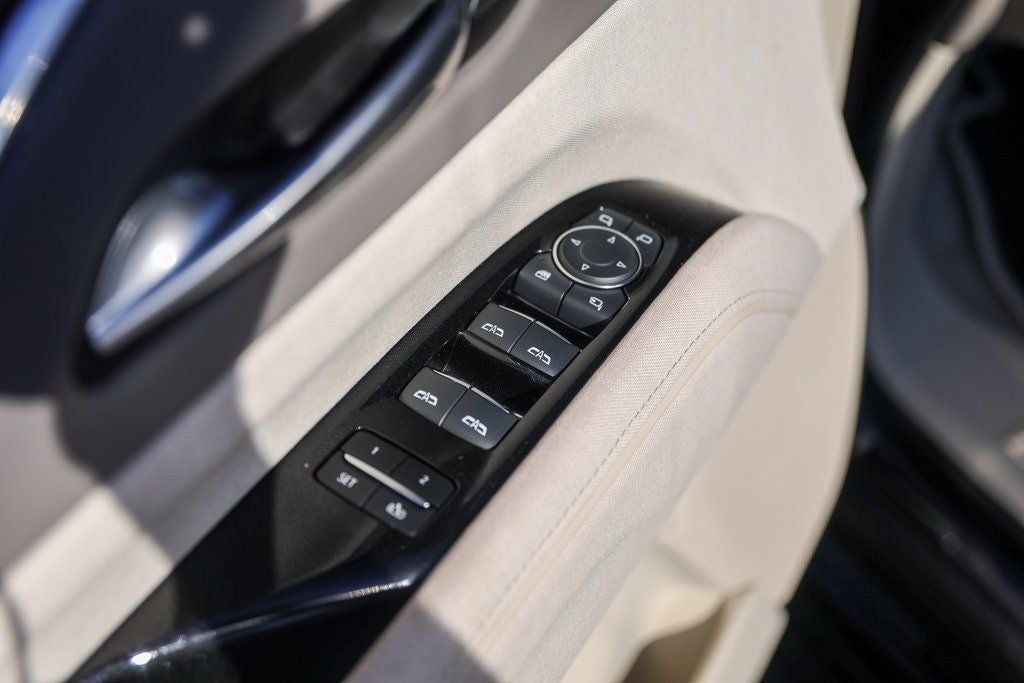 2024 Cadillac Escalade Premium Luxury Platinum