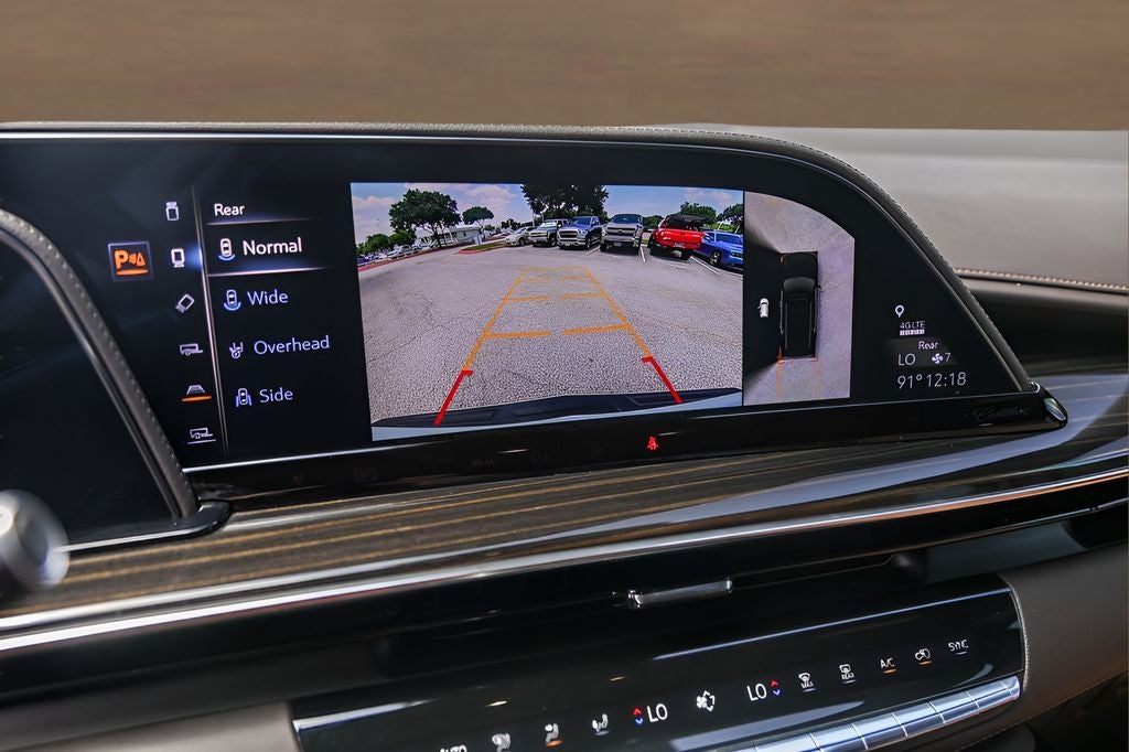 2023 Cadillac Escalade Sport