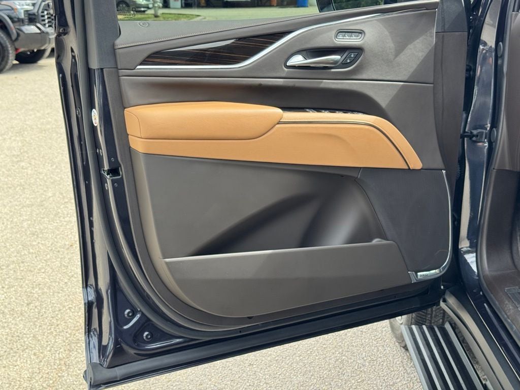 2024 Cadillac Escalade Sport