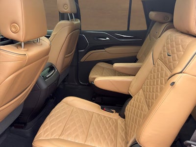 2024 Cadillac Escalade Sport